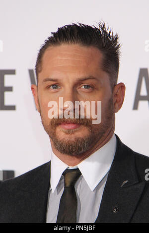 Tom Hardy 12/16/2015 "Der Wiedergänger" Premiere auf der TCL Chinese Theatre in Hollywood, CA Foto von kazuki Hirata/HNW/PictureLux gehalten Stockfoto