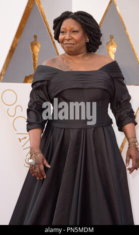 Whoopi Goldberg kommt an Die 88 Oscars® auf der Dolby® Theater in Hollywood, CA am Sonntag, dem 28. Februar, 2016. Datei Referenz # 32854 052 THA nur für redaktionelle Verwendung - Alle Rechte vorbehalten Stockfoto