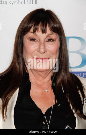 Anjelica Huston im Gespräch der Stadt Gala 2016 im Beverly Hilton Hotel in Beverly Hills, CA, 19. November 2016 statt. Foto von Joseph Martinez/PictureLux Stockfoto