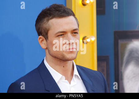 Taron Egerton bei der Weltpremiere von Universal Pictures ''Sing' bei Microsoft Theater in L.A. statt Leben in Los Angeles, CA, 3. Dezember 2016. Foto von Joseph Martinez/PictureLux Stockfoto