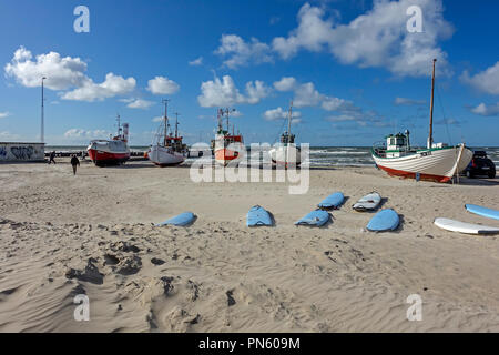 Fischerboote Hochgezogen am Strand von Løkken Vendsyssel, jutland Dänemark Europa Stockfoto