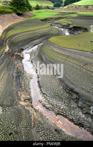Woodhead Reservoir in Dürre bei Glossop, Großbritannien Stockfoto