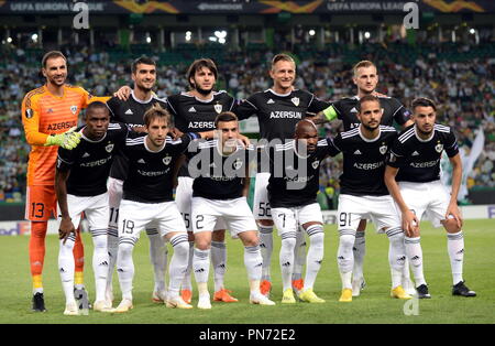 Lissabon, Portugal. 20 Sep, 2018. Spieler von Qarabag posieren für ein Gruppenfoto, bevor in der Europa League Gruppe E erste Runde zwischen Sporting CP und Qarabag FC am Jose Alvalade Stadion in Lissabon, Portugal, an Sept. 20, 2018. Sporting gewann 2-0. Credit: Zhang Liyun/Xinhua/Alamy leben Nachrichten Stockfoto