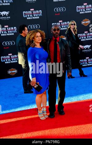 Don Cheadle 04/12/2016 Weltpremiere des Marvel' Captain America: Bürgerkrieg" bei Dolby Theater in Hollywood, CA Foto von Albert L. Ortega/HNW/PictureLux Stockfoto