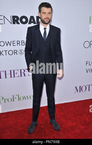 Jack Whitehall am "anderen Tag" Los Angeles Premiere gehalten an der TCL Chinese Theatre in Hollywood, CA am Mittwoch, den 13. April 2016. Foto von PRPP PRPP/PictureLux Datei Referenz # 32887 044 PRPP 01 nur für redaktionelle Verwendung - Alle Rechte vorbehalten Stockfoto