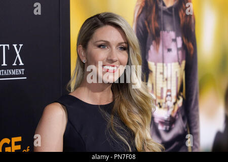 Schreib-/Direktor Kelly Fremon Craig auf der Los Angeles Premiere des STX-Unterhaltung" der Kante von 17' im Regal L.A. statt Leben in Los Angeles, CA, November 9, 2016. Foto von Joseph Martinez/PictureLux Stockfoto