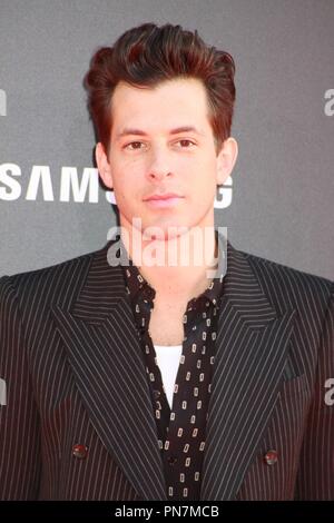 Mark Ronson 04/04/2016 die Uraufführung von "Das Dschungelbuch" gehalten am El Capitan Theatre in Hollywood, CA Foto von Izumi Hasegawa/HNW/PictureLux Stockfoto