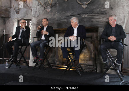 Markieren Woodbury, Thierry Putsch, Stuart Craig, Alan Gilmore 04/06/2016 die magische Welt von Harry Potter Medien Vorschau Tag in den Universal Studios Hollywood in Hollywood, CA Foto von kazuki Hirata/HNW/PictureLux Stockfoto