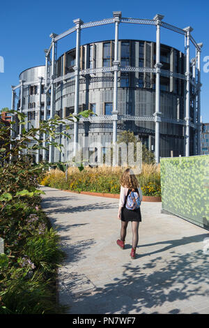 Luxus Apartments von umgebauten viktorianischen Gasspeicher, Gasbehälter Park, Kings Cross, London, UK, Stockfoto