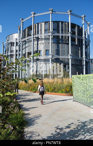 Luxus Apartments von umgebauten viktorianischen Gasspeicher, Gasbehälter Park, Kings Cross, London, UK, Stockfoto