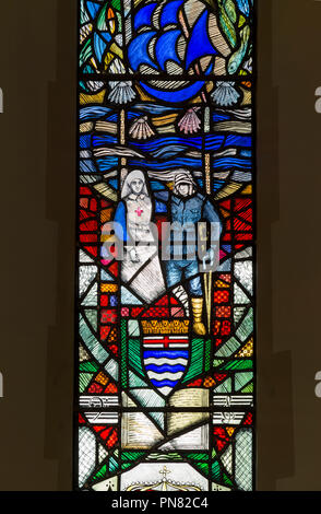 Glasfenster/Fenster in der St. James Church, Twickenham. UK. Zu gedenken/erinnert an Verluste der portugiesischen Soldaten im Ersten Weltkrieg / Erster Weltkrieg. Stockfoto