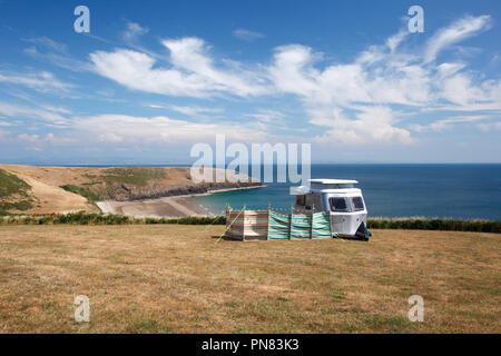 Caravan an der Küste. Porth Ceiriad. Llyn Halbinsel. Wales. UK. Stockfoto