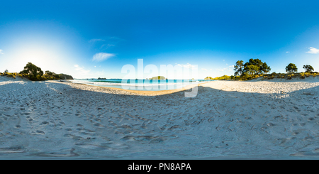 360 Grad Panorama Ansicht von Schöner Strand bei Sonnenuntergang - Hahei Coromandel Halbinsel - Waikato, Neuseeland