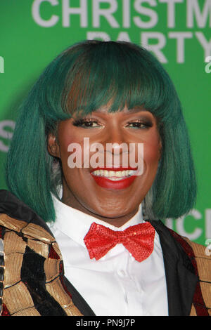 Big Freedia 12/07/2016 Die Los Angeles Premiere von 'Office Christmas Party" im Regency Dorf Theater in Los Angeles, CA Foto von Izumi Hasegawa/HNW/PictureLux Stockfoto