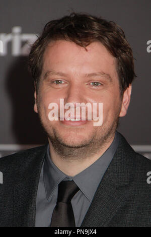 Gareth Edwards 12/10/2016 Die Weltpremiere von "Schurkenstaaten: ein Star Wars Geschichte" gehalten im Pantages Theater in Los Angeles, CA Foto von Izumi Hasegawa/HNW/PictureLux Stockfoto