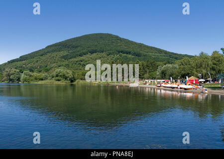 Touristen am Lago di Vico, Provinz Viterbo, Latium, Italien Foto © Fabio Mazzarella/Sintesi/Alamy Stock Foto Stockfoto