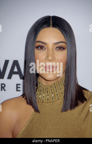 Kim Kardashian West 04/12/2017 Die US-Premiere von "Das Versprechen", gehalten an der TCL Chinese Theatre in Hollywood, CA Foto von Izumi Hasegawa/HNW/PictureLux Stockfoto