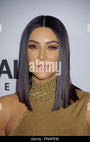 Kim Kardashian West 04/12/2017 Die US-Premiere von "Das Versprechen", gehalten an der TCL Chinese Theatre in Hollywood, CA Foto von Izumi Hasegawa/HNW/PictureLux Stockfoto