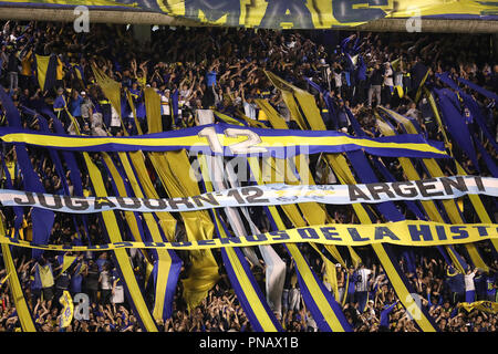 BUENOS AIRES, ARGENTINIEN - 19. SEPTEMBER 2018: Boca Juniors fans Stockfoto