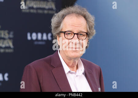 Geoffrey Rush bei der Premiere von Disney's "Piraten der Karibischen Meere: Tote Männer erzählen keine Geschichten' an der Dolby Theatre in Hollywood, CA, 18. Mai 2017 statt. Foto von Joseph Martinez/PictureLux Stockfoto