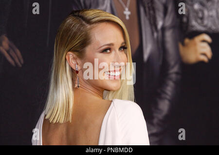 Anna Camp bei der Weltpremiere von Universal Pictures'' Pitch Perfekt 3' bei Dolby Theater in Hollywood, CA, 12. Dezember 2017 statt. Foto von Joseph Martinez/PictureLux Stockfoto