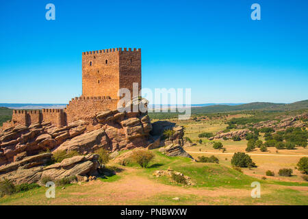 Zafra Burg. Campillo de Dueñas, Provinz Guadalajara, Castilla La Mancha, Spanien. Stockfoto