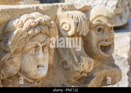 Theater Maske Entlastung der antiken Stadt Myra in Lyzien Region von Anatolien, modernen Demre, Türkei Stockfoto