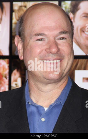 Larry Miller am Los Angeles Weltpremiere der VALENTINSTAG gehalten an der Grauman Chinese Theatre in Hollywood, CA am Montag, 8. Februar 2010. Foto von Pedro Ulayan Gonzaga Pacific Rim Foto Presse Datei Referenz # LarryMiller02 20810 PRPP nur für redaktionelle Verwendung - Alle Rechte vorbehalten Stockfoto