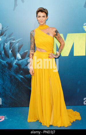 Ruby Rose bei der Premiere von Warner Bros.'' Das Meg' an der TCL Chinese Theatre in Hollywood, CA, 6. August 2018 statt. Foto von Joseph Martinez/PictureLux Stockfoto