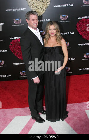 Eric Dane und Frau Rebecca Gayheart auf der Los Angeles Weltpremiere von New Line Cinema "Valentinstag". Ankunft gehalten an der Grauman Chinese Theatre in Hollywood, CA. Februar 8, 2010. Foto: Richard Chavez/PictureLux Datei Referenz # DaneEricAND4 020810 RAC nur für redaktionelle Verwendung - Alle Rechte vorbehalten Stockfoto