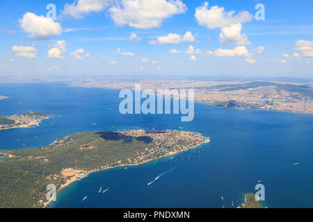 Prinzen Inseln vom Himmel (Buyukada) vom Himmel in Istanbul, Türkei Stockfoto