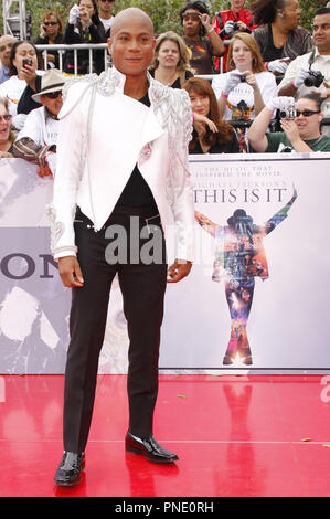 Bei der Ankunft im Los Angeles Premiere von Michael Jacksons 'This Is It' im Nokia Theater in Los Angeles, CA. Die Veranstaltung fand am Dienstag, 27. Oktober 2009 statt. Foto: Pedro Ulayan Pacific Rim Foto Presse. /PictureLux Datei Referenz # Travis Payne 102709 5 PRPP nur für redaktionelle Verwendung - Alle Rechte vorbehalten Stockfoto