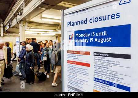 London England, Großbritannien, Kensington, South Kensington U-Bahn U-Bahn U-Bahn U-Bahn U-Bahn, öffentliche Verkehrsmittel, Nahverkehr, Inneneinrichtung, informatio Stockfoto