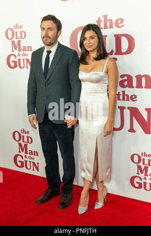 New York, NY - 20. September 2018: Casey Affleck und Floriana Lima besuchen Premiere des Films, Der alte Mann und das Gewehr in Paris Theater Credit: Lev radin/Alamy leben Nachrichten Stockfoto