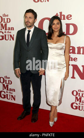 New York City, New York, USA. 20 Sep, 2018. Schauspieler Casey Affleck und seine Freundin FLORIANA LIMA der New York Premiere von "Der alte Mann und das Gewehr" an der Pariser Theater besuchen. Credit: Nancy Kaszerman/ZUMA Draht/Alamy leben Nachrichten Stockfoto