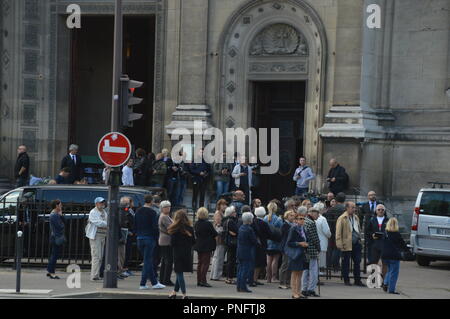 Paris, Frankreich. 21. September 2018.15 Uhr. Kirche Saint-franÃ§ois Xavier, Paris, Frankreich. Zeremonie für den Tod des französischen Schauspieler Jean Piat. ALPHACIT NEWIM/Alamy leben Nachrichten Stockfoto