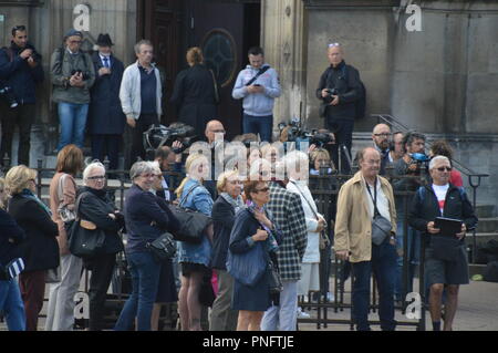 Paris, Frankreich. 21. September 2018.15 Uhr. Kirche Saint-franÃ§ois Xavier, Paris, Frankreich. Zeremonie für den Tod des französischen Schauspieler Jean Piat. ALPHACIT NEWIM/Alamy leben Nachrichten Stockfoto