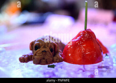 Huainan, Huainan, China. 21 Sep, 2018. Huainan, CHINA - Mehr als 300 Gerichte von bean-curd gesehen werden kann bei den Tofu Festival in Huainan gehalten, Osten ChinaÃ¢â'¬â"¢s der Provinz Anhui. Credit: SIPA Asien/ZUMA Draht/Alamy leben Nachrichten Stockfoto