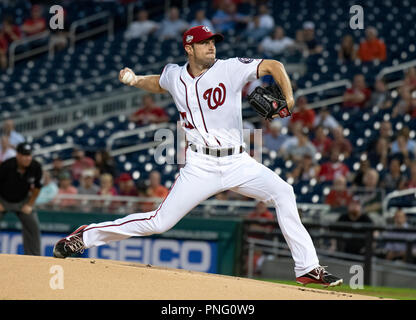 Washington, Vereinigte Staaten von Amerika. 20 Sep, 2018. Washington Angehörigen des Kruges Max Scherzer (31) arbeitet im ersten Inning gegen die New York Mets am Nationals Park in Washington, DC am Donnerstag, 20. September 2018. Credit: Ron Sachs/CNP (Einschränkung: Keine New York oder New Jersey Zeitungen oder Zeitschriften innerhalb eines 75-Meilen-Radius von New York City) | Verwendung der weltweiten Kredit: dpa/Alamy leben Nachrichten Stockfoto