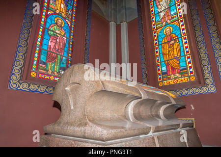 Interieur, Dreifaltigkeitskirche, in Amharisch als Kidist Selassie, Äthiopische Orthodoxe Kirche Tewahedo Kirche bekannt, Ruhestätte für Kaiser Haile Selassie + Stockfoto