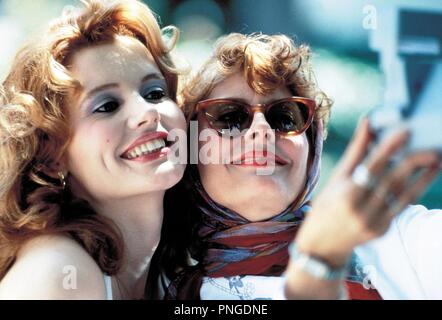 Original Film Titel: Thelma & Louise. Englischer Titel: Thelma & Louise. Jahr: 1991. Regie: Ridley Scott. Stars: Susan Sarandon, GEENA DAVIS. Credit: M. G. M/PATHE/Album Stockfoto