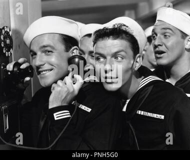 Original Film Titel: Anker lichten. Englischer Titel: Anker lichten. Jahr: 1945. Regie: George SIDNEY. Stars: Gene Kelly und Frank Sinatra. Credit: M.G.M/Album Stockfoto