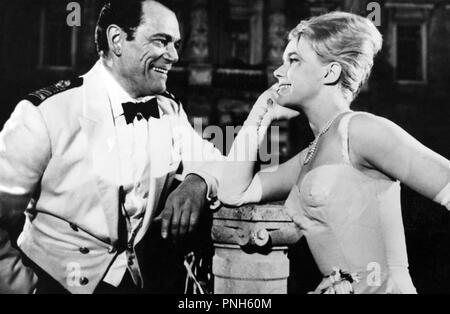 Original Film Titel: Bomben in Montecarlo. Englischer Titel: Bomben auf MONTE CARLO. Jahr: 1960. Regie: GEORG JACOBY. Stars: EDDIE CONSTANTINE; MARION MICHAEL. Credit: ARCA-Filmproduktion/Album Stockfoto