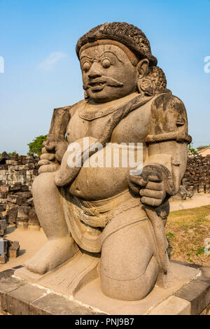 Guardian Statue, Candi Sewu, Prambanan Tempel Komplex, Yogyakarta, Java, Indonesien Stockfoto