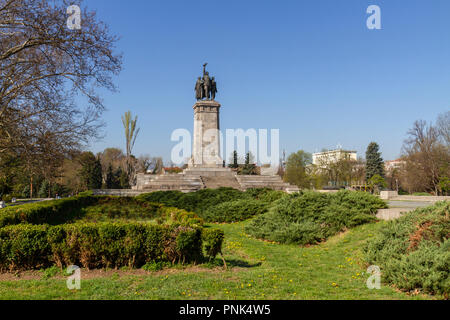 Das Denkmal für die sowjetischen Armee, Knyazheska Garten, Sofia, Bulgarien. Stockfoto