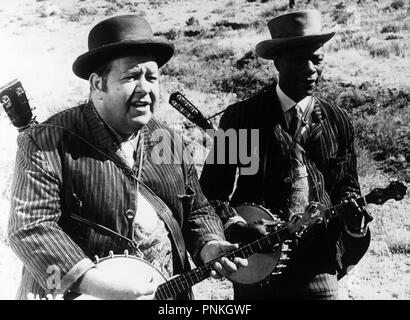 Original Film Titel: CAT BALLOU. Englischer Titel: CAT BALLOU. Jahr: 1965. Regie: ELLIOT SILVERSTEIN. Stars: STUBBY KAYE; Nat King Cole. Quelle: Columbia Pictures/Album Stockfoto