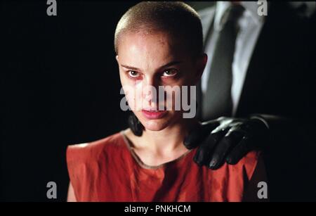 Original Film Titel: V wie Vendetta. Englischer Titel: V wie Vendetta. Jahr: 2005. Regie: JAMES MCTEIGUE. Stars: NATALIE PORTMAN. Quelle: WARNER BROS. /APPLEBY, David/Album Stockfoto