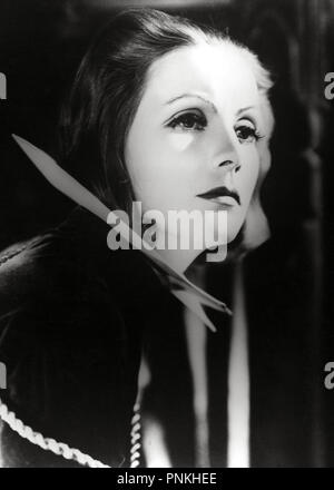 Original Film Titel: KÖNIGIN CHRISTINA. Englischer Titel: KÖNIGIN CHRISTINA. Jahr: 1933. Regie: ROUBEN MAMOULIAN. Stars: Greta Garbo. Credit: M.G.M/Album Stockfoto