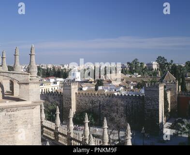 Puerta de los Leones, Vista desde La Catedral de Sevilla. Stockfoto