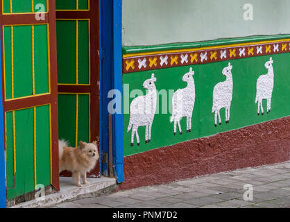 Guatape, Kolumbien. In der Regel farbenfrohe Gebäude in Guatape Kolumbien Stockfoto